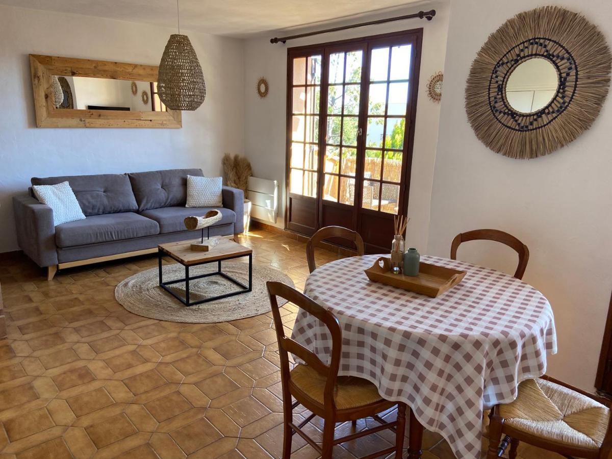 Appartement De Vacances Au Calme Absolu, Vue Mer. Saint Aygulf Exteriör bild